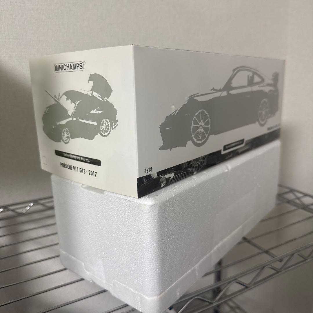 絶版　希少　1/18 ミニチャンプス　ポルシェ 911 GT3 グレー