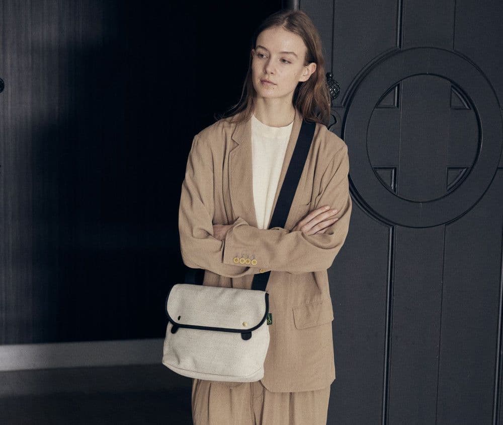 ななこAVON SPENCE BRYSON