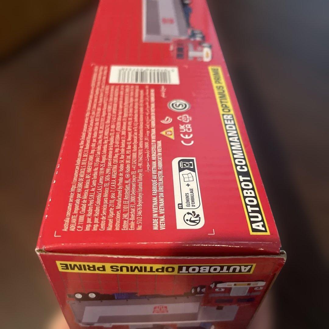 40周年　トランスフォーマー 新品未開封