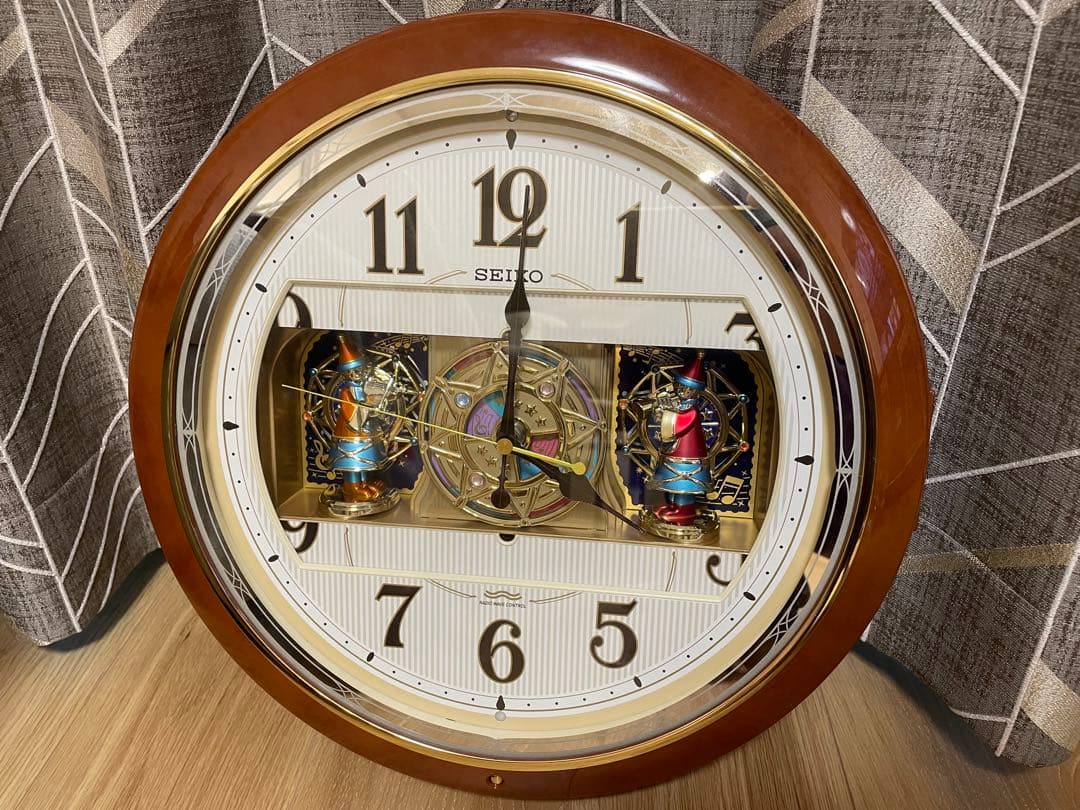 セイコー　SEIKO からくり時計　電波時計 RE559B