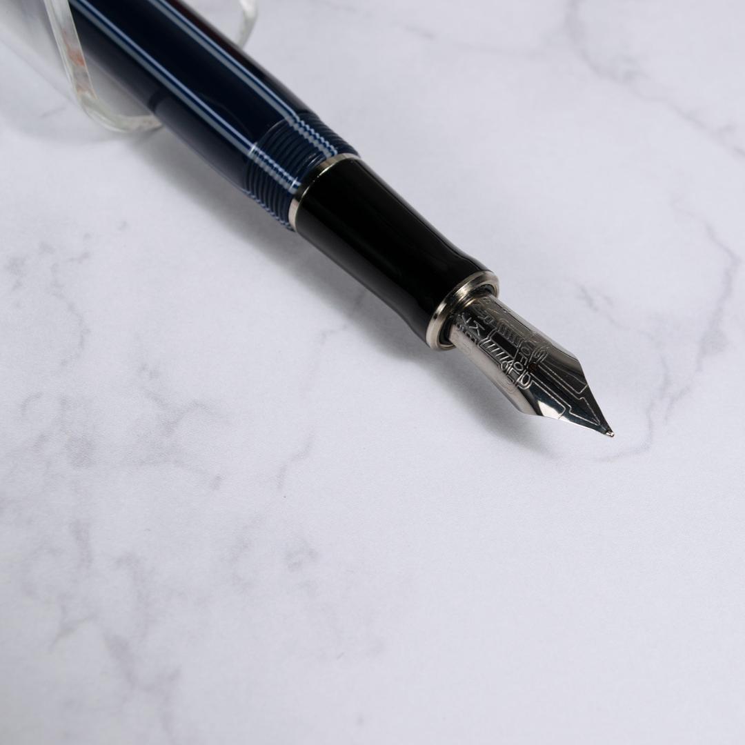 【未使用】パーカー 万年筆 デュオフォールド ピンストライプ 箱付き ot003