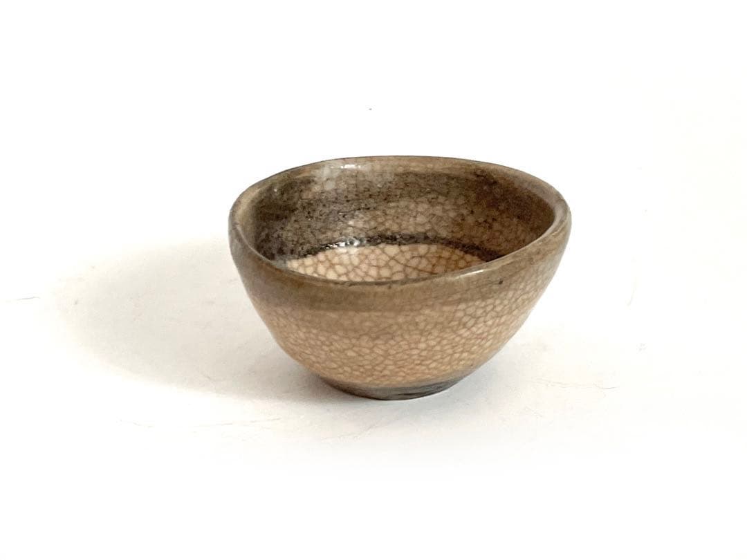 陶芸家　小山冨士夫　呉須刷毛目　酒觴　ぐい呑　箱なし