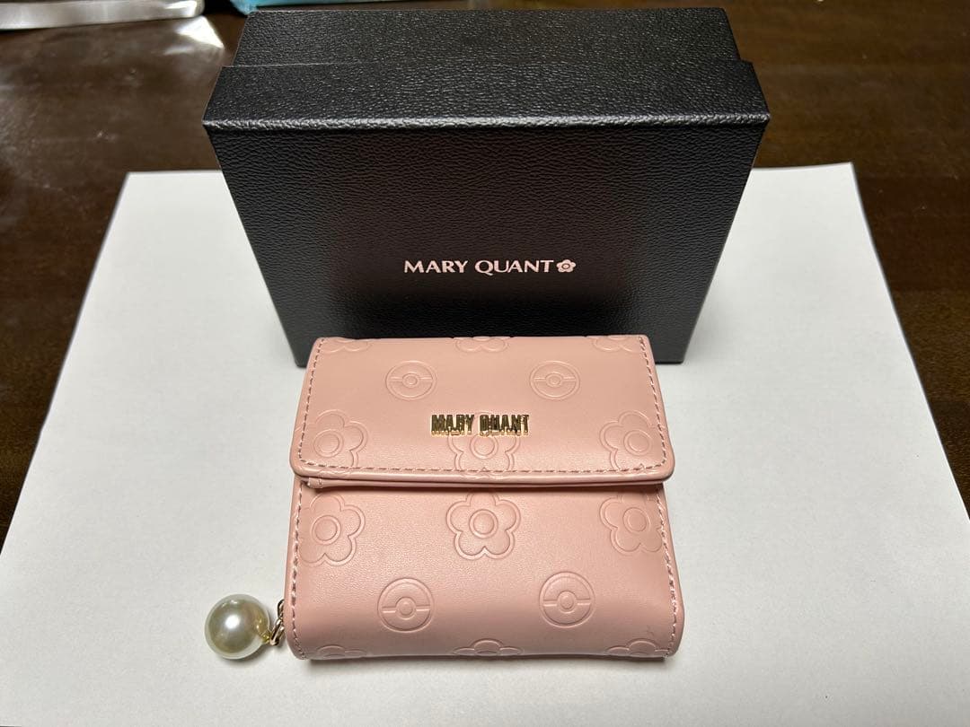 MARY QUANT 三つ折り財布 ピンク　ポケモンコラボ