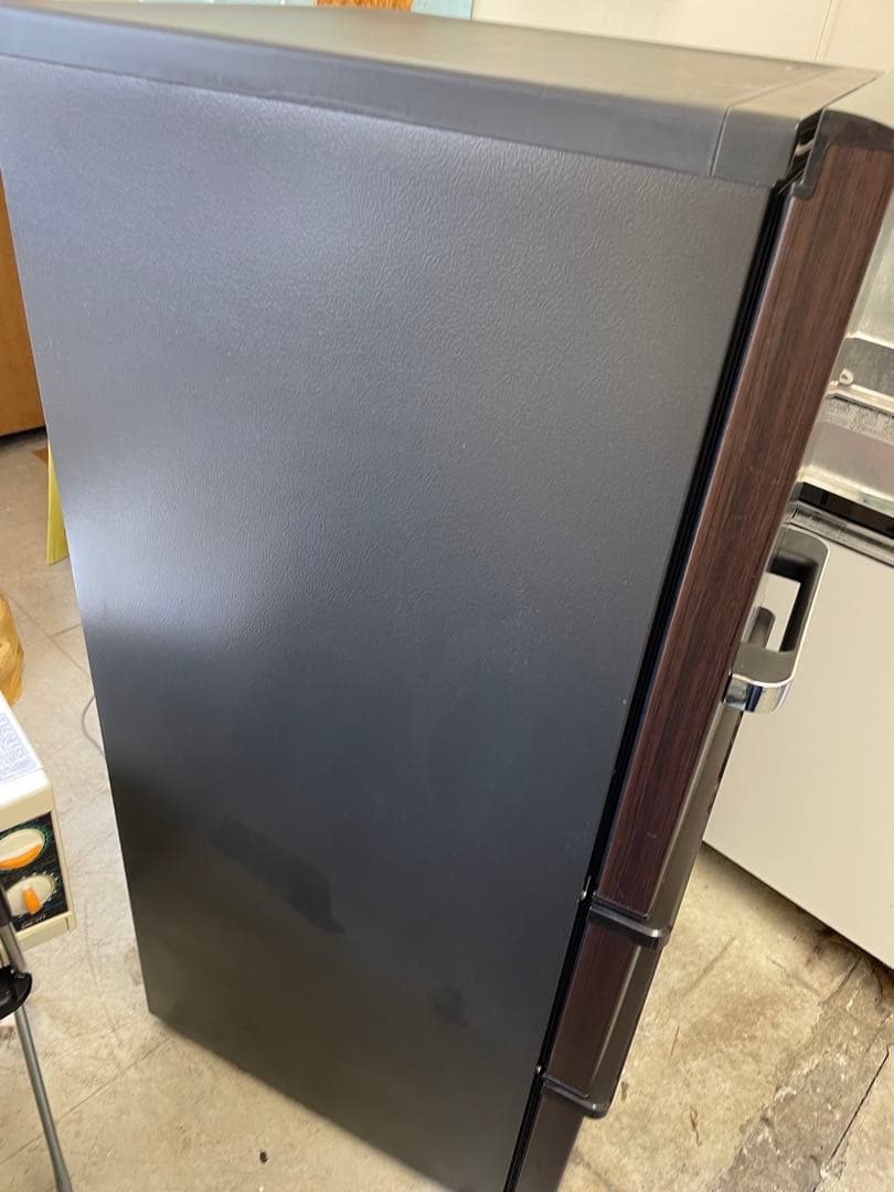 ✨東京・神奈川送料無料✨AQUA 冷蔵庫 AQR-SV24J(T)