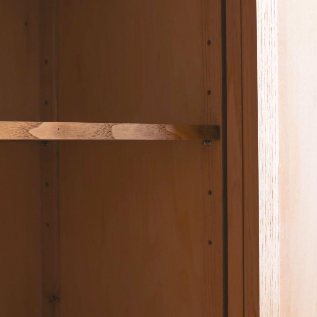 pey　栗の引き戸キャビネット
