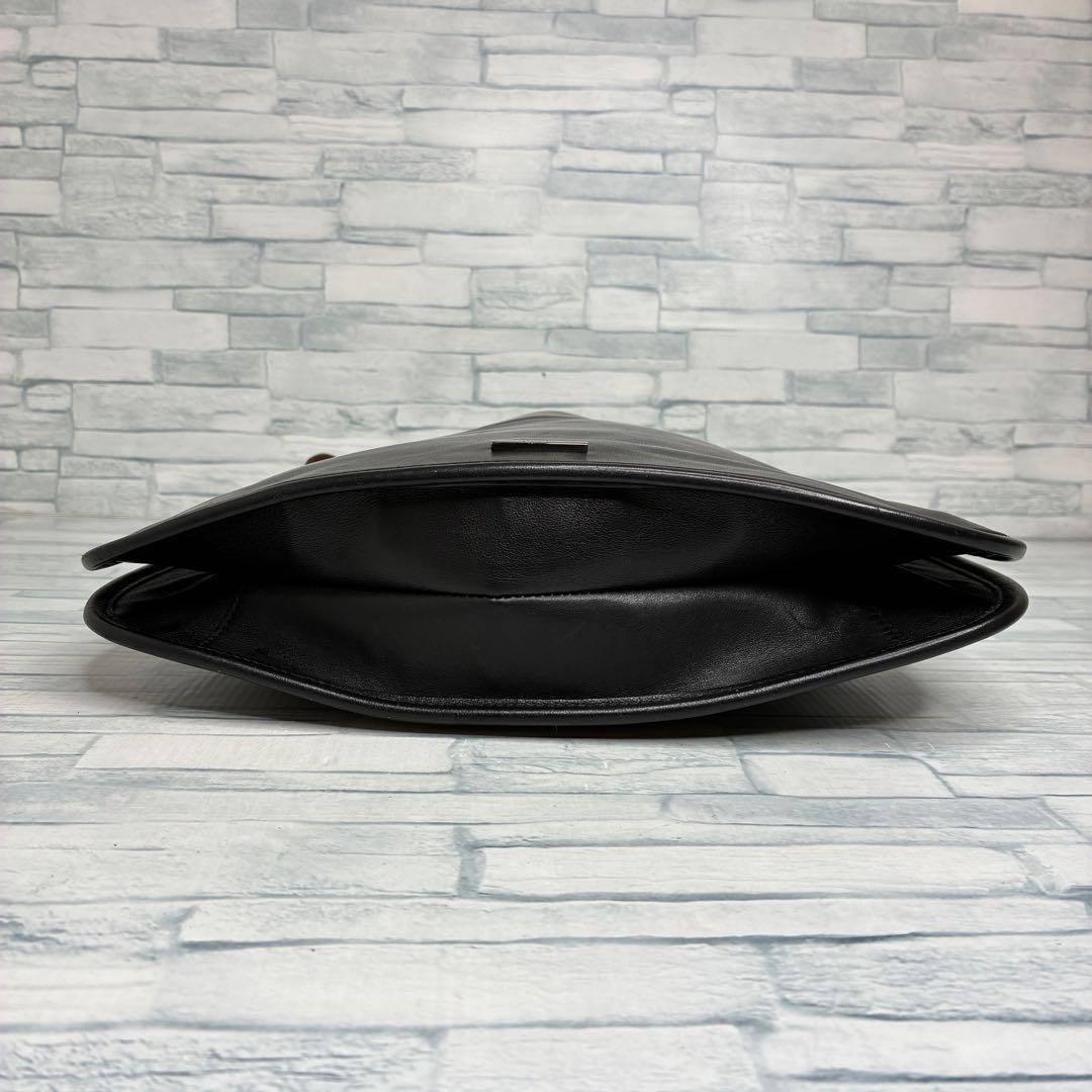 極美品　90 GUCCI グッチ　レザー　ショルダーバッグ　GG柄　ks2