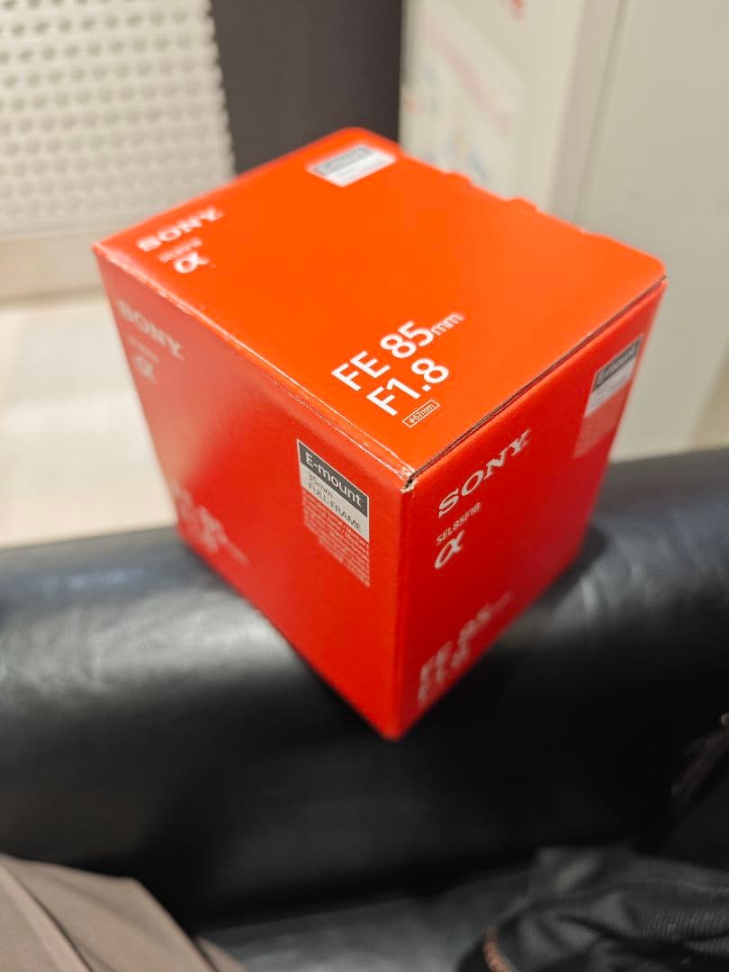 未使用に近い美品　SONY FE85mm F1.8 箱全保証書付 使用10回未満