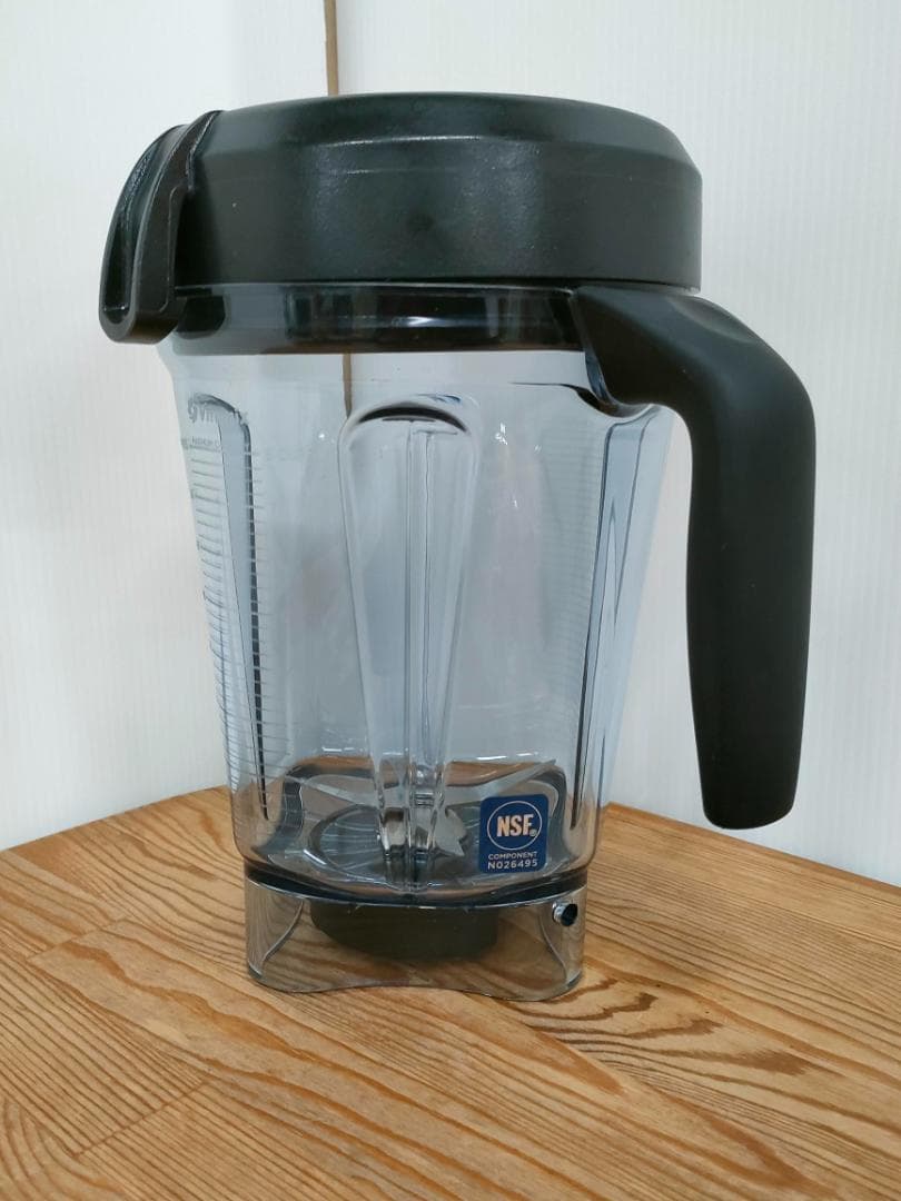 よっちゃき　【目立った傷や汚れなし】バイタミックス E520　1600