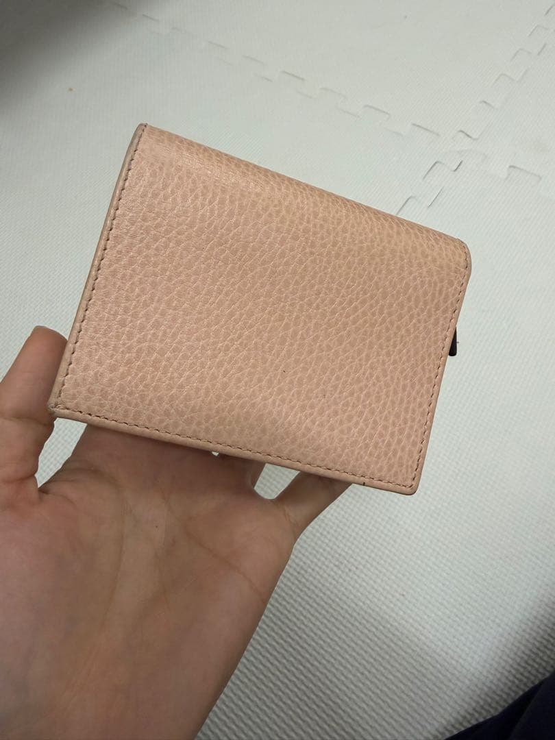Gucci ピンク 二つ折り財布