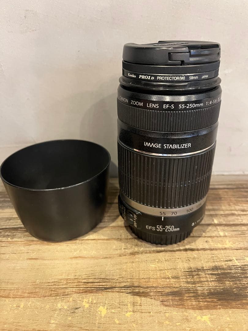 Canon EF-S 55-250mm f/4-5.6 IS レンズ