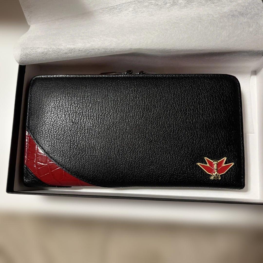 【未使用品】シンフォギアXV SOLWA 本革長財布 クリスver.アクスタ付き