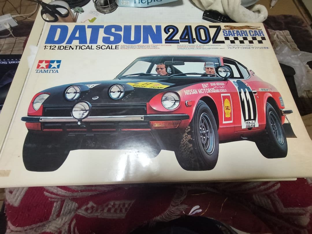 DATSUN 240Z 1:12 サファリカー　タミヤ　フェアレディZ