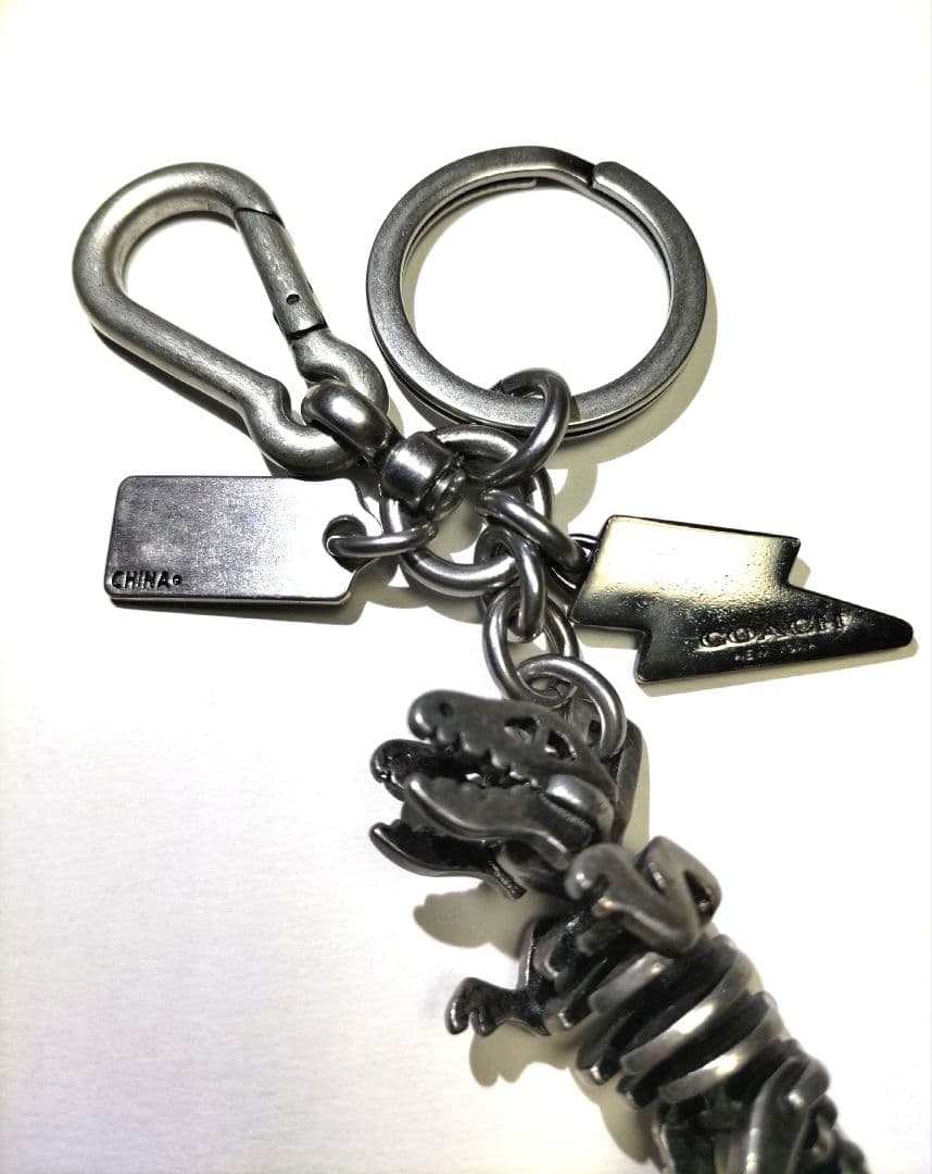 COACH 　恐竜骨格　キーホルダー