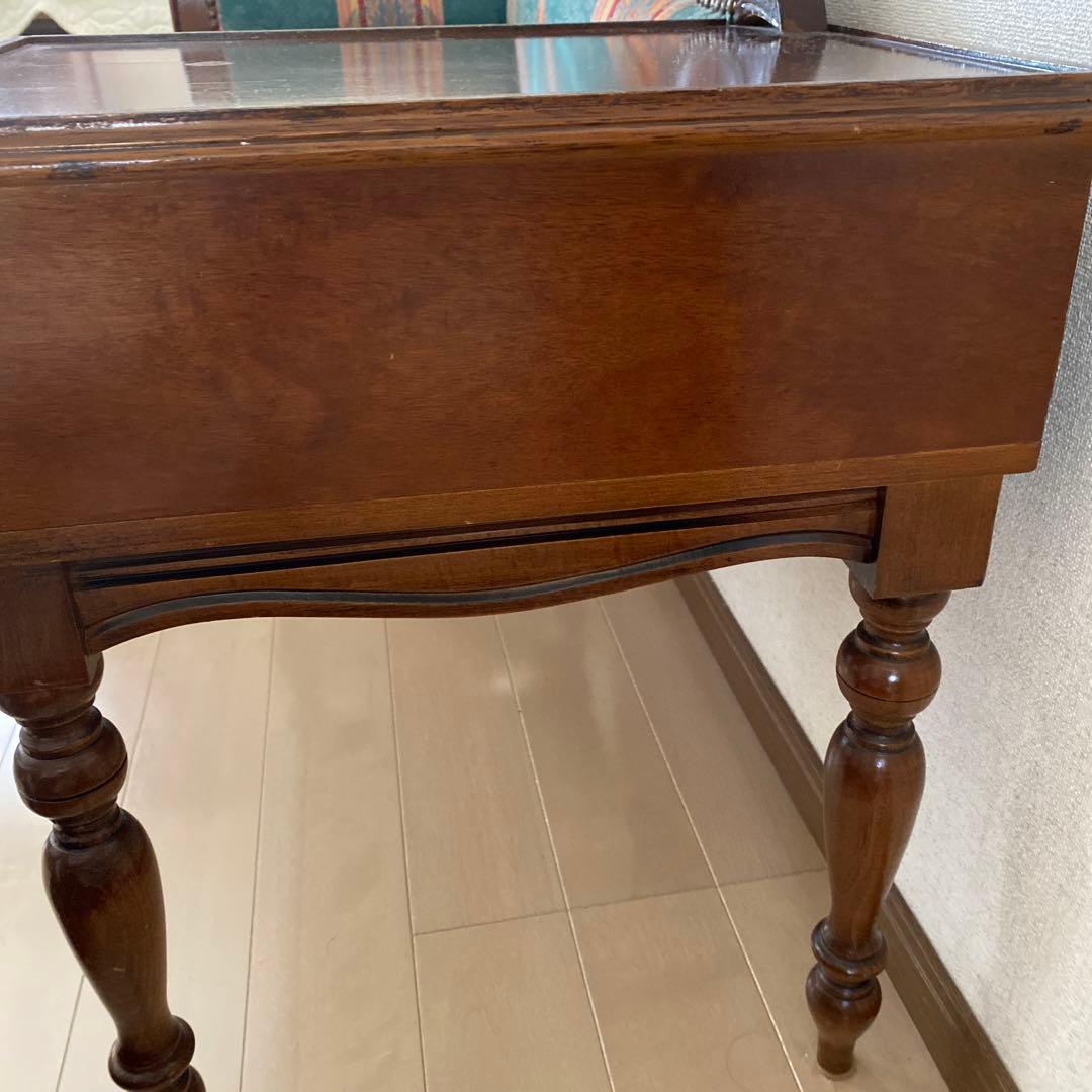 マーガレット　アンティークテレフォンチェアー　ヴィンテージ　イタリア製