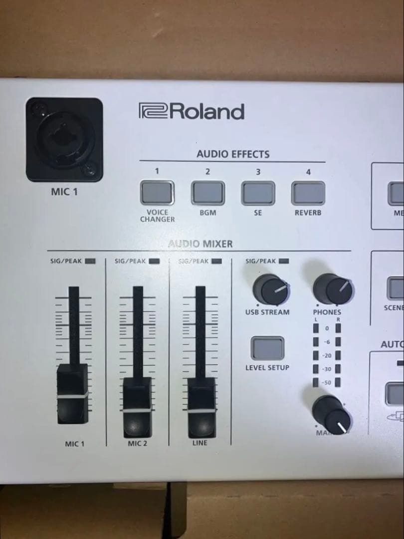 Roland VR-1HD AVストリーミングミキサー