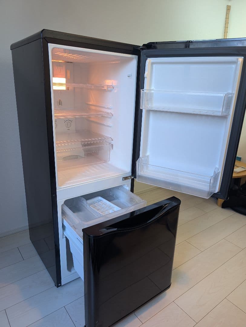 ブラック冷蔵庫 冷凍庫付き