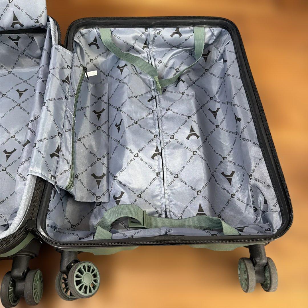 ⭐️pierre cardin グリーンキャリーカート定価23000位今年モデル