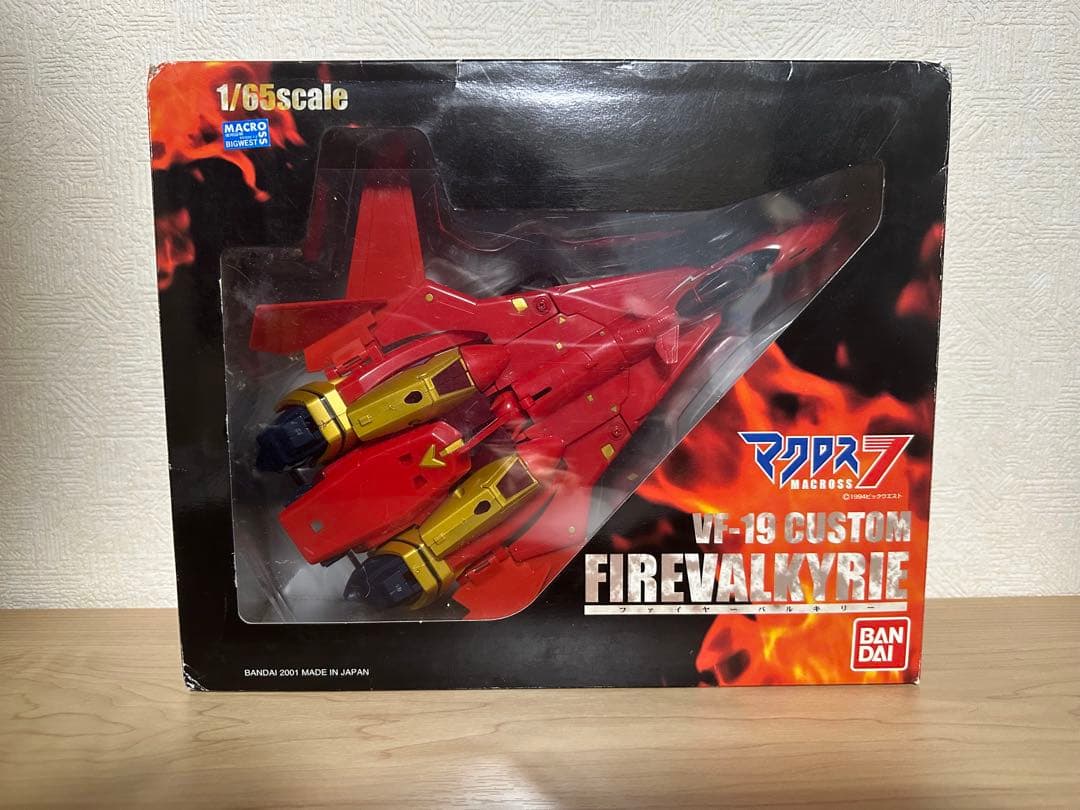 VF-19 ファイヤーバルキリー　マクロス7