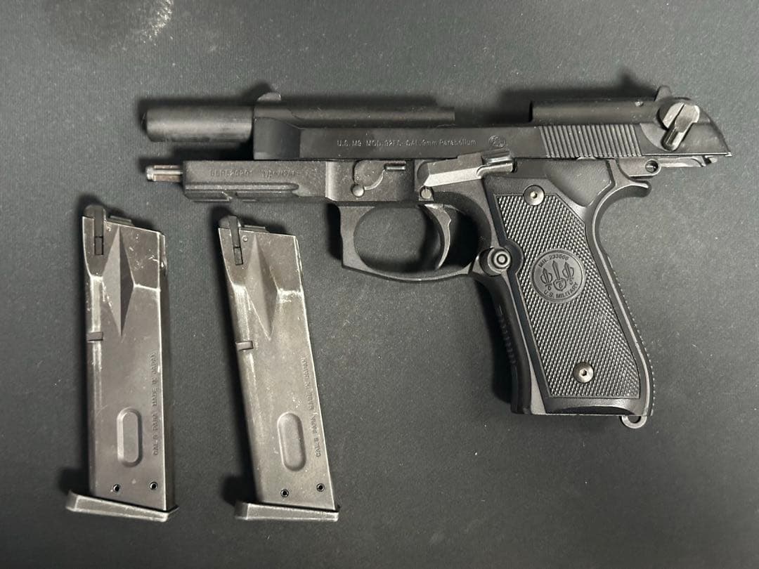 東京マルイ　M9A1 ガスブローバック　予備マガジン付