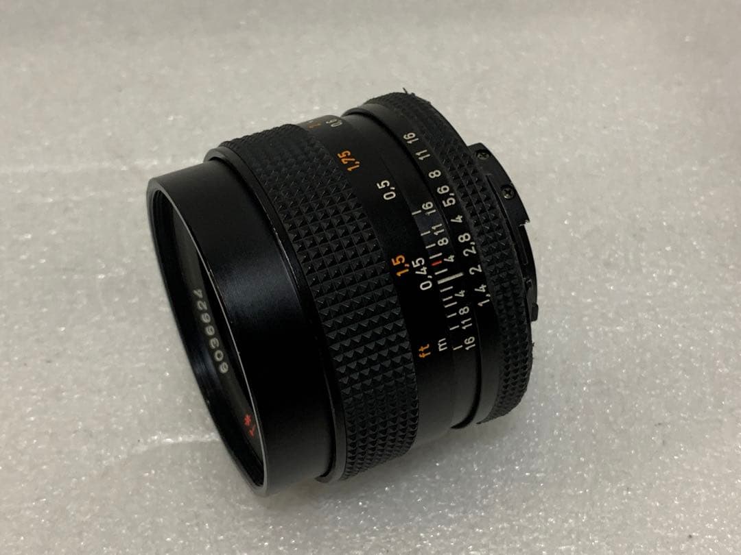 フィルムカメラ Carl Zeiss Planar 1.4/50