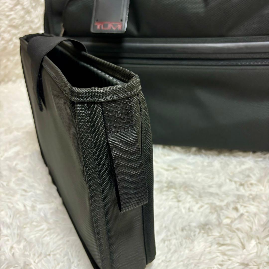 トゥミTUMI キャリーバック　ブリーフケース　ブラック　PCバック付き