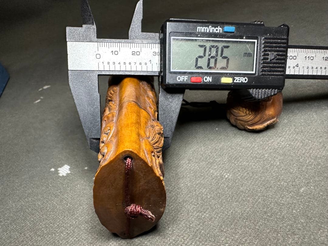 印籠　根付　木彫り　置物　古美術品　 細密細工　骨董　アンティーク　彫刻 工芸品