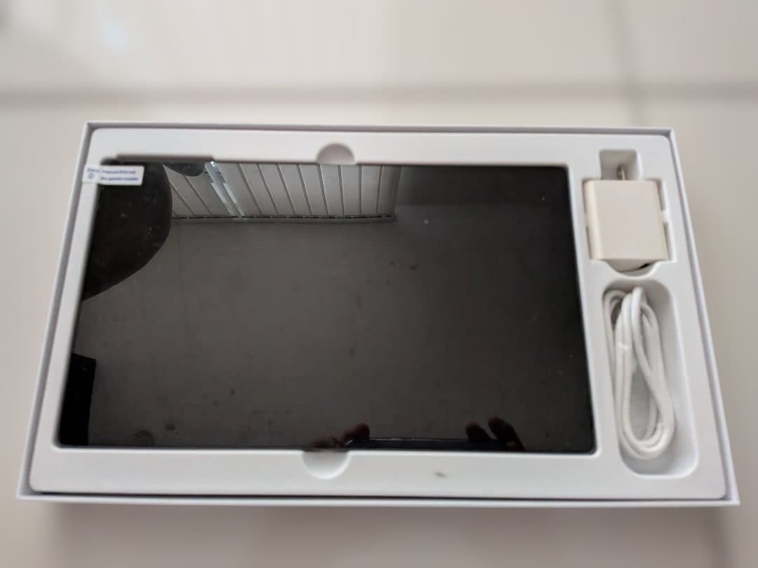 Belfida ONE ワイヤレス モバイルディスプレイ　マグネットスタンド