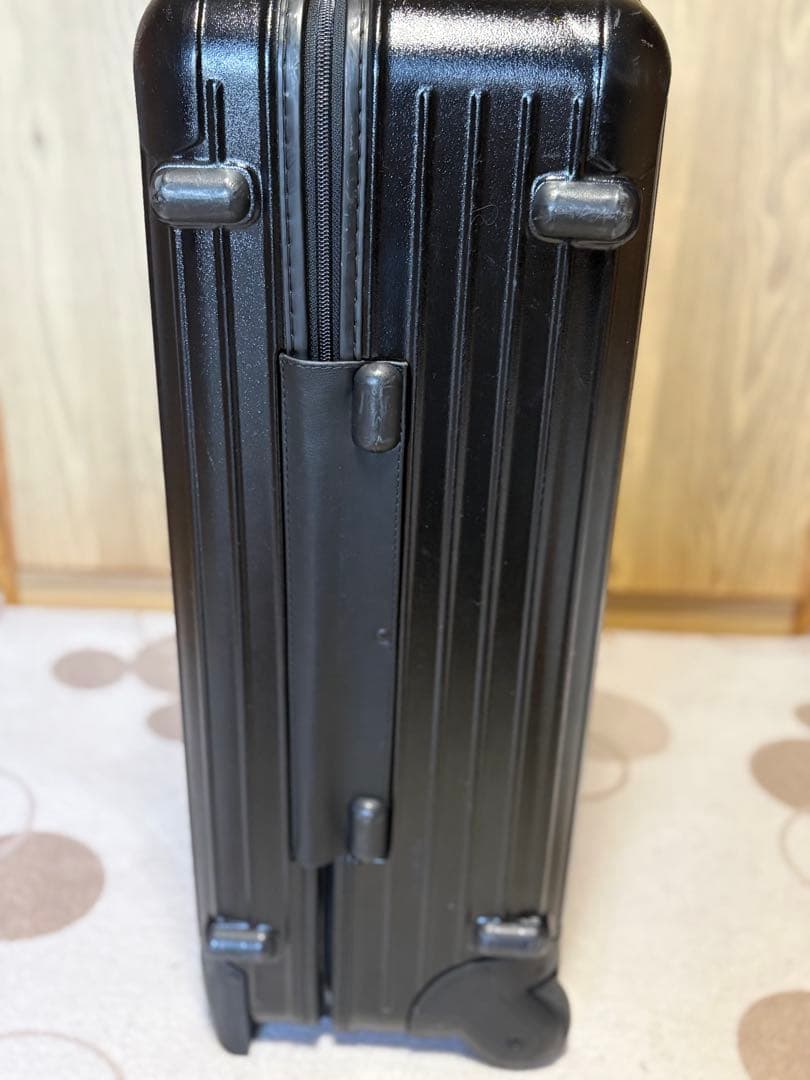 りょうページ　RIMOWA 大型ブラックキャリーケース TSAロック付き