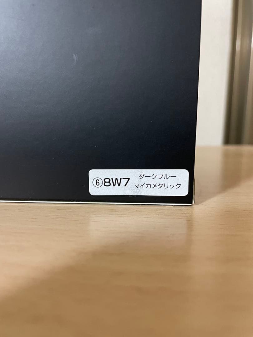 1/30 トヨタ ハリアー HARRIER　非売品ミニカー8W7 TOYOTA