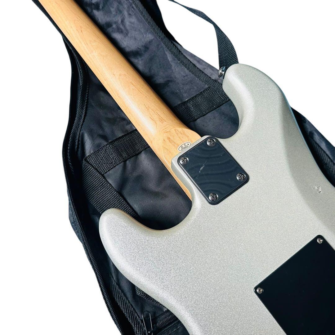 メビウス　エレキギター　型番不明