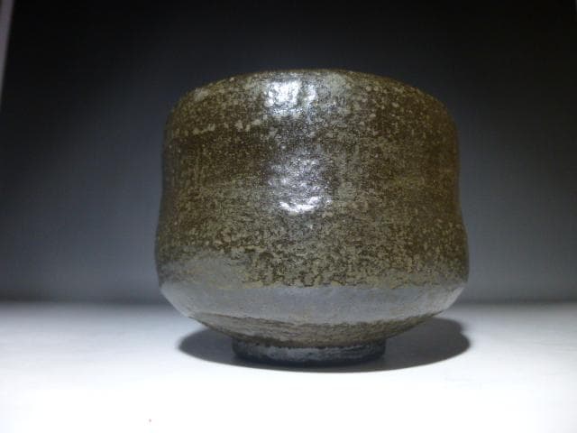 楽吉左衛門六代　左入黒茶碗／楽吉左衛門十代旦入／表千家十二代惺斎極め箱／「山霞」