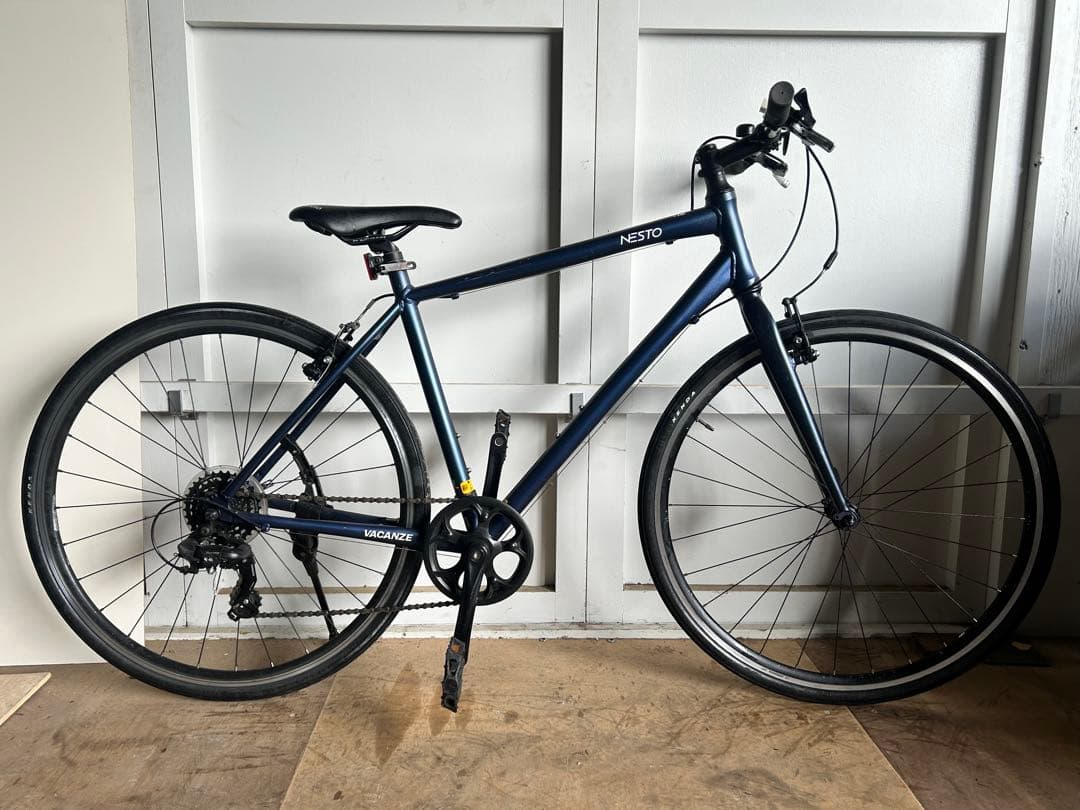 NESTO クロスバイク ネイビー 7段変速