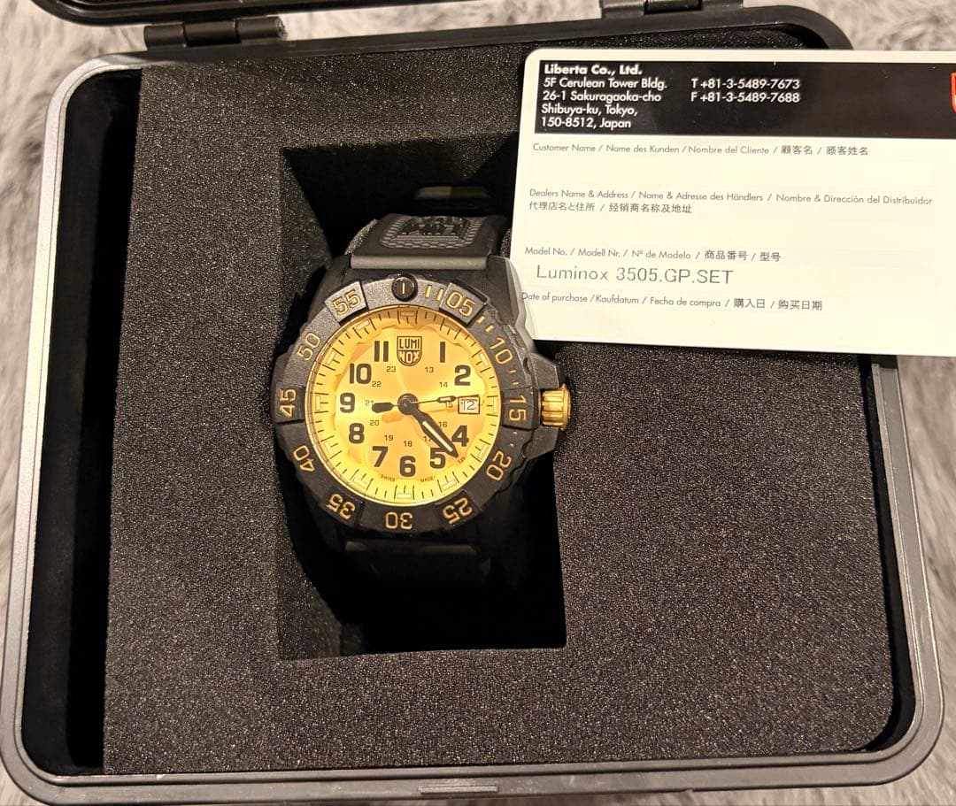 Luminox 3505.GP.SET 限定版 ゴールド文字盤 シリアルナンバー