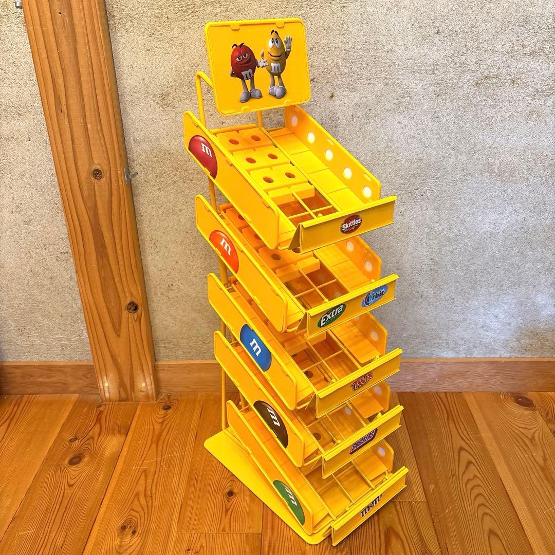 M&M エムアンドエムズ　店舗用　ラック　シェルフ　アメトイ　ストアディスプレイ