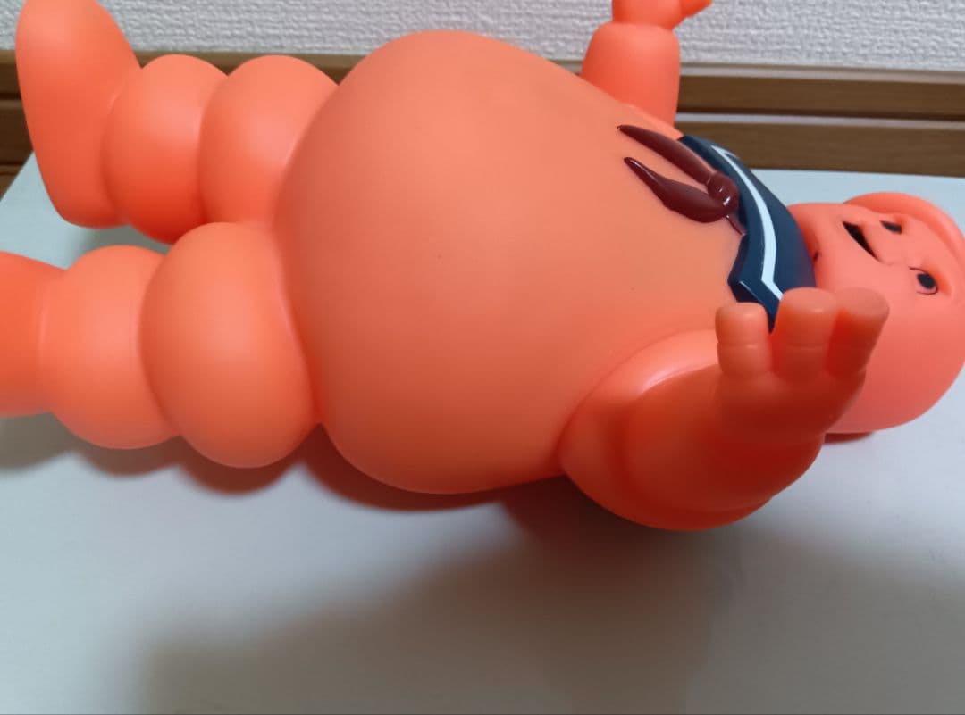 ダイヤモンドセレクト　ゴーストバスターズ　マシュマロマン　フィギュア　蓄光