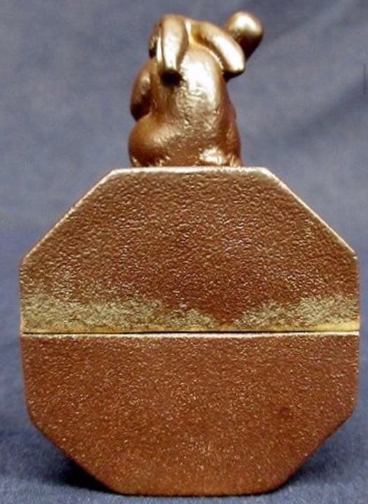 レアなデザイン　杵突きうさぎ備前焼　香合　兎　縦5㎝横4.6㎝高さ6.4㎝お茶会