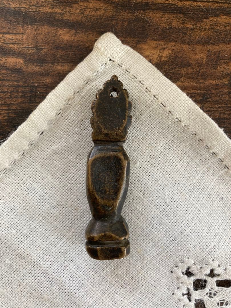 宋時代 小観音像　アンティーク/骨董