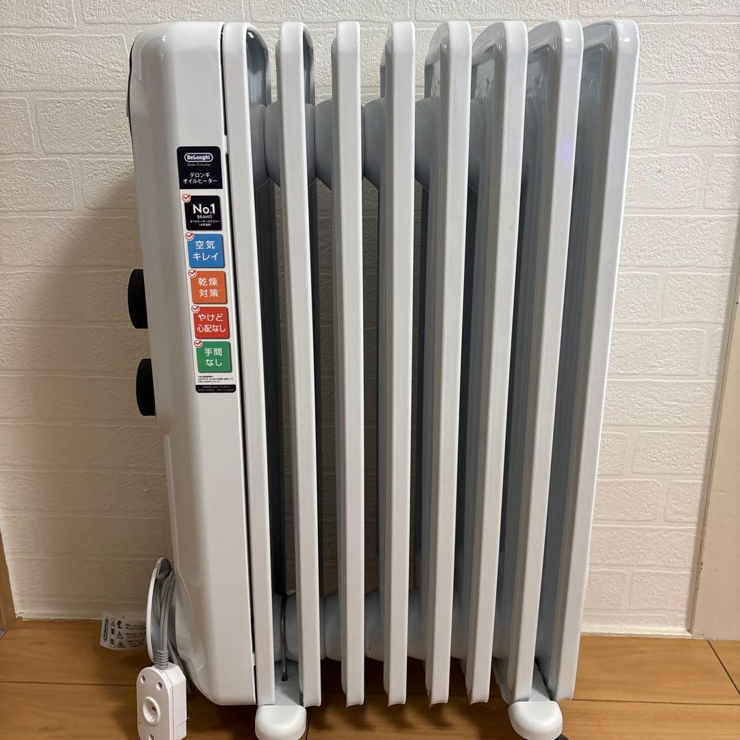 美品　De'Longhi エコモード搭載オイルヒーター