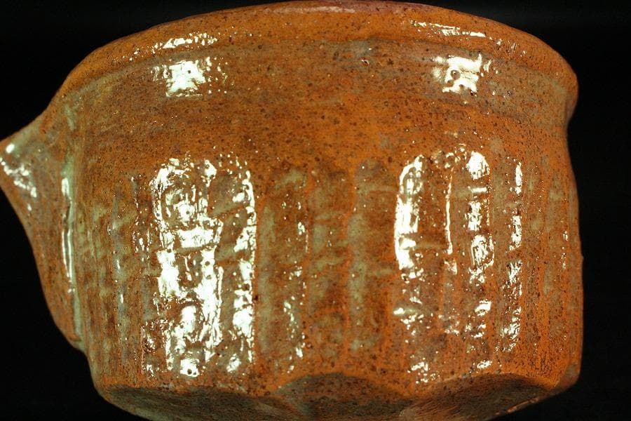 茶道具 手びねり 赤楽 片口茶碗 共箱 未使用(K-A673)