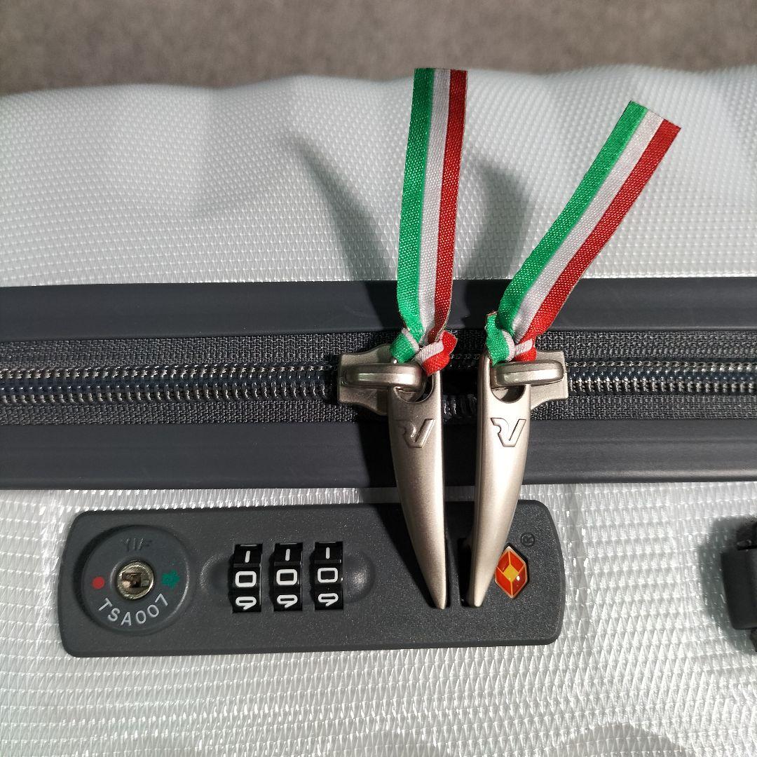 未使用品 ロンカートキャリーケース ホワイト 63L 展示品(2511A②)