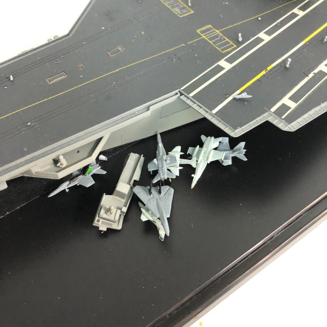 アメリカ海軍 航空母艦 CV-63 「CV-63 キティホーク」 1/700