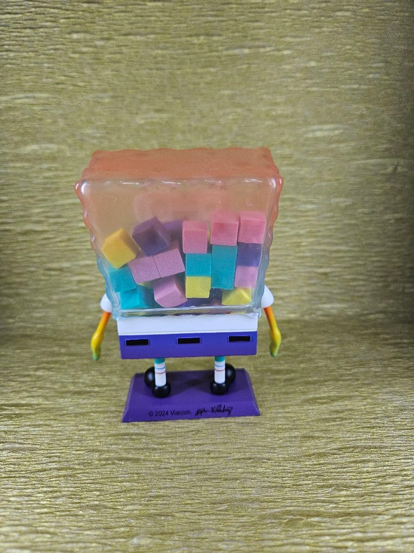 スポンジボブ カラフルフィギュア　シークレット　レア　高さ約12cm