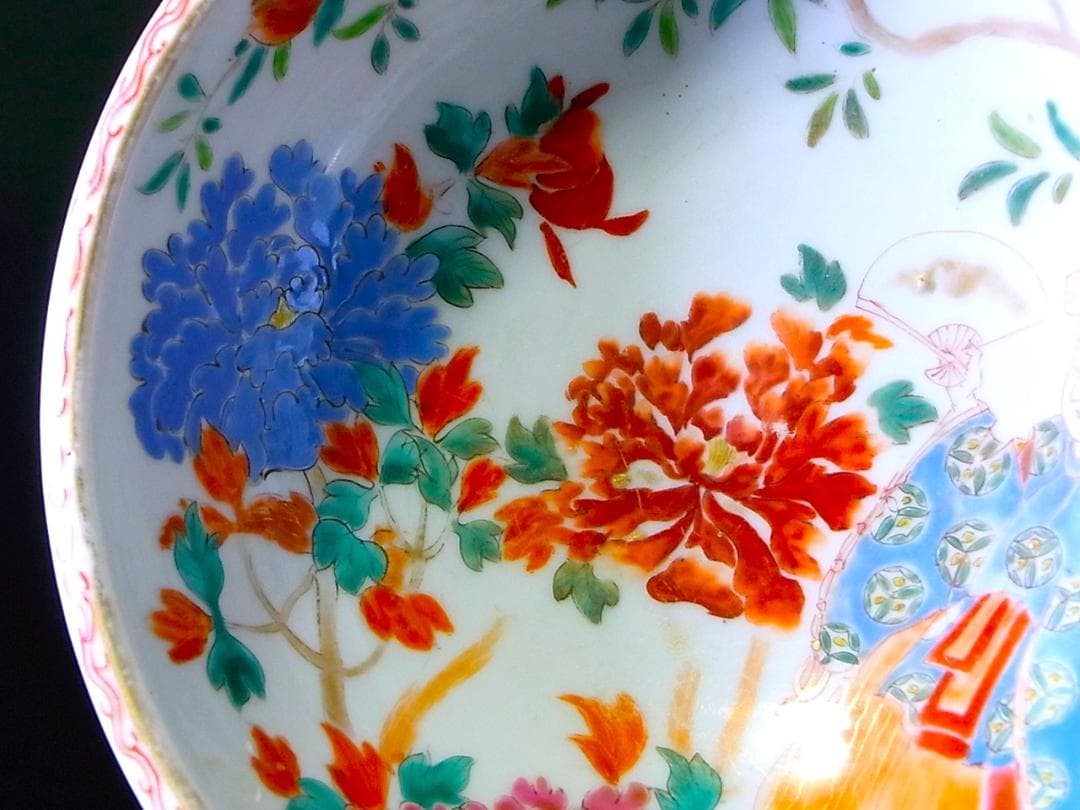 【 E869 】 超名品　明治元年～明治八年　八代深川栄左衛門　陽刻花々文桃形鉢