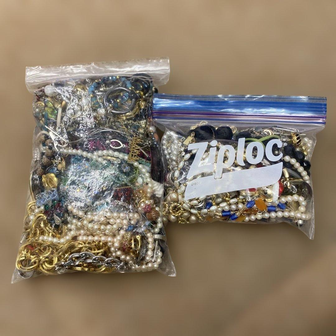 イミテーションアクセサリー まとめ 総重量2220g（パケ込）