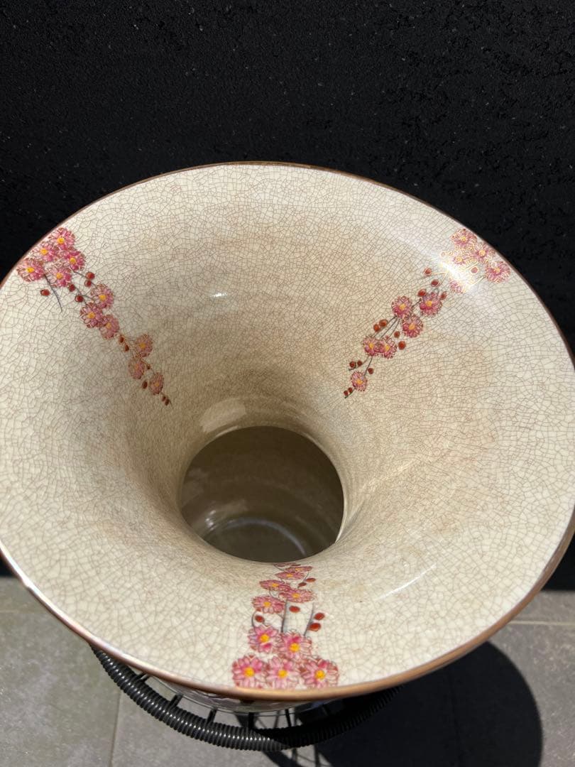 薩摩焼 壺 大型 双耳花瓶 飾壺 獅子耳 花柄 金彩 両耳付 花瓶