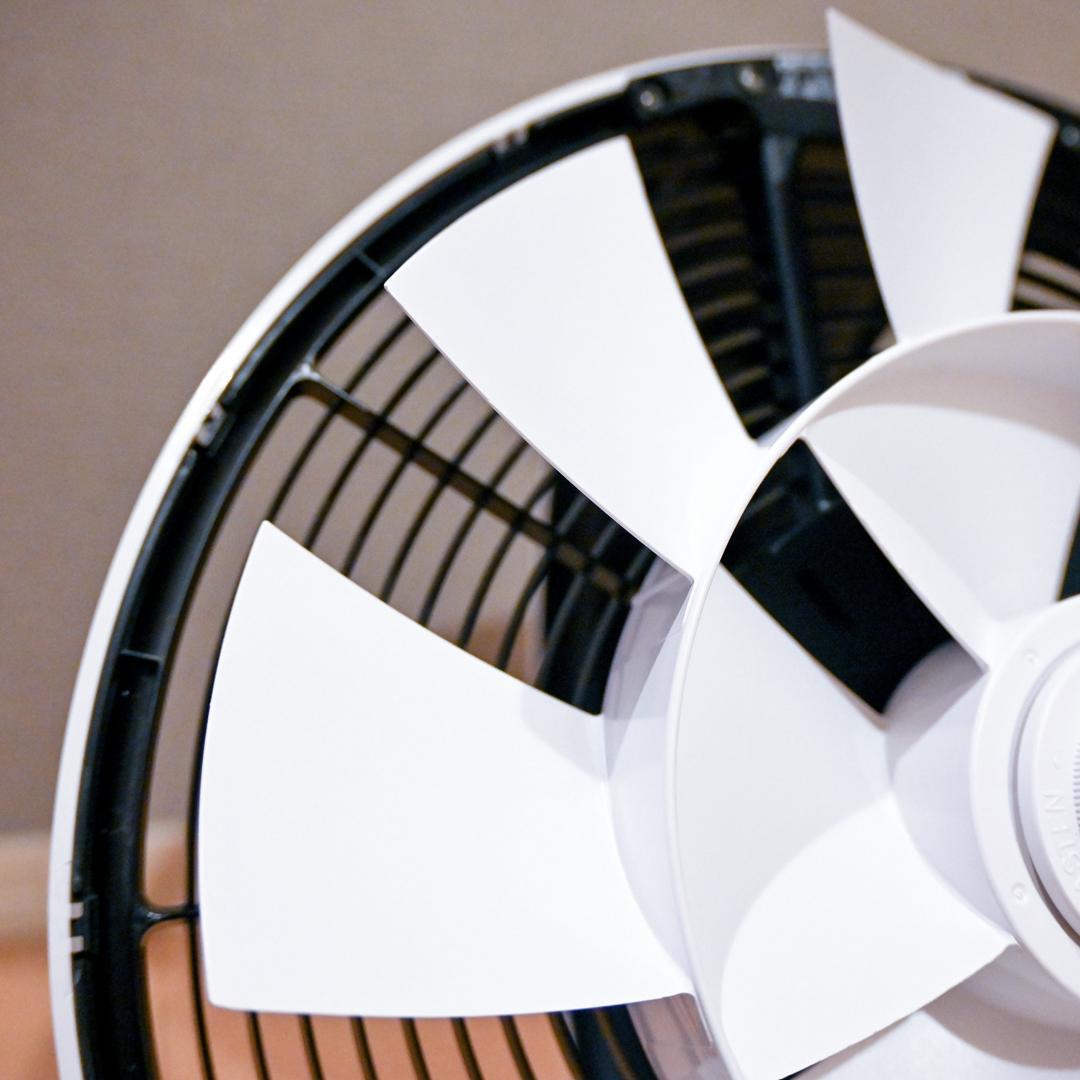 【美品】BALMUDA GreenFan Cirq EGF-3300