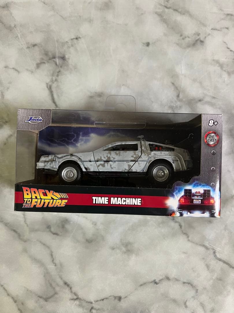 バックトゥザフューチャー　デロリアン