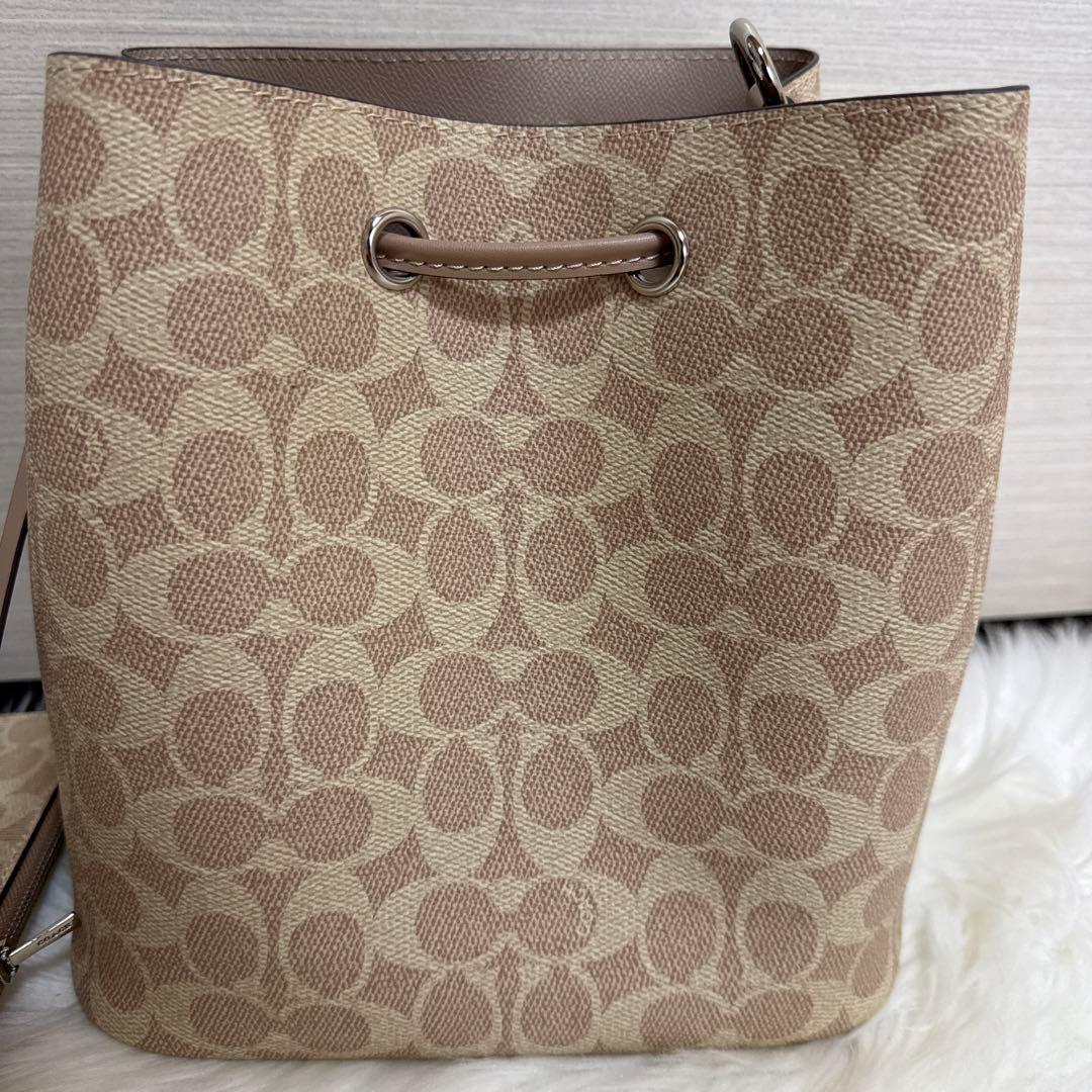 COACH バケットバッグ ベージュ