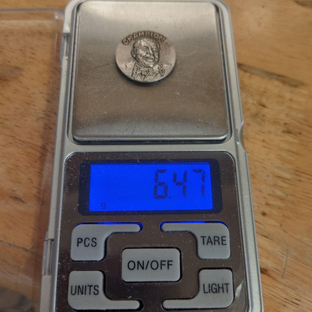 銀製品　勲八等白色桐葉章　勲八等瑞鳳章　メダルまとめ　総重量35㌘　勲章まとめ