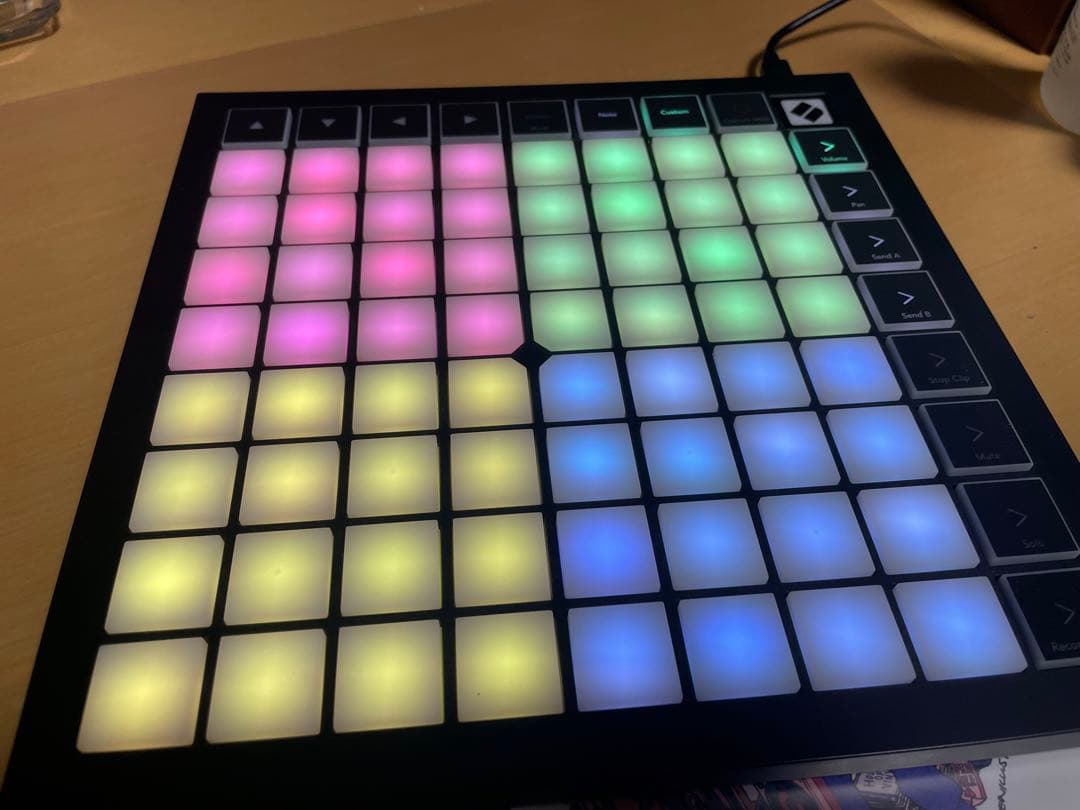 【価格相談可】Novation Launchpad X
